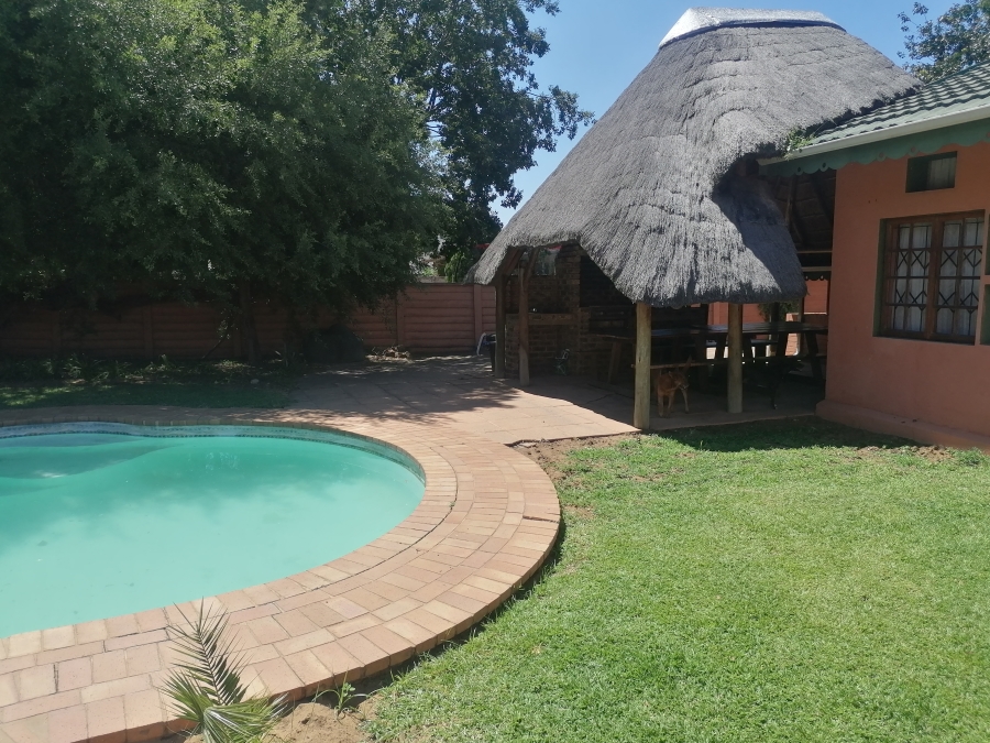 4 Bedroom Property for Sale in Sasolburg Ext 4 Free State